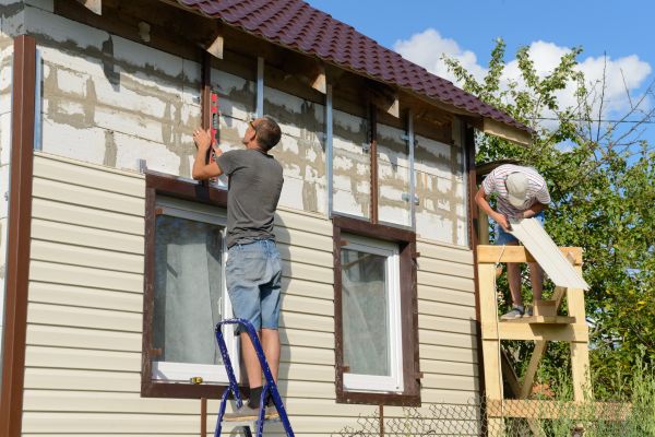 Cost of Handyman Siding Repair in Yuba City