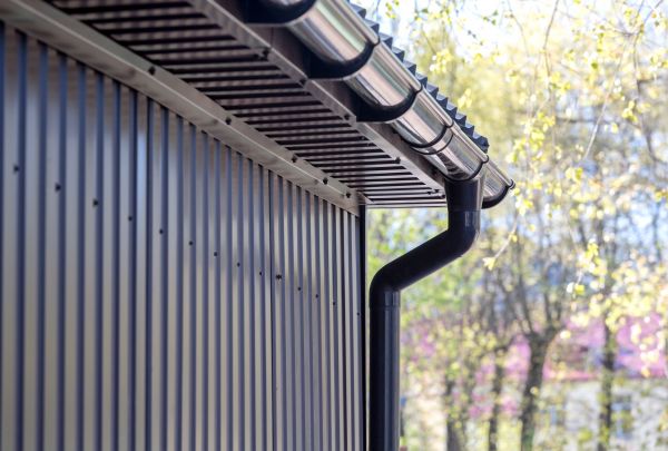 Cost of Sheet Metal Siding Repair in Yuba City