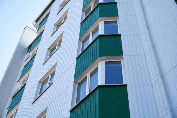 Cost of Corrugated Metal Siding Repair in Yuba City