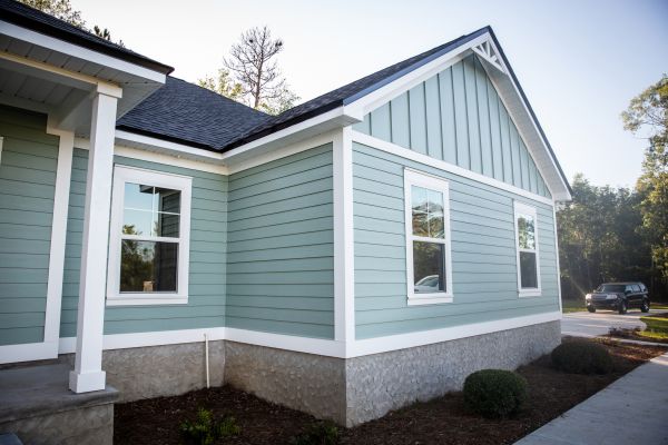 Cost of Board Siding Repair in Yuba City