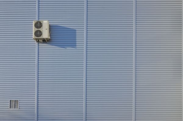 Cost of Flat Metal Siding Installation in Yuba City