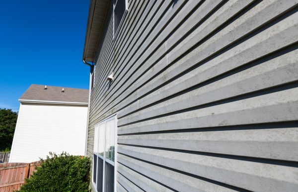 Cost of Vinyl Siding Panel Replacement in Yuba City